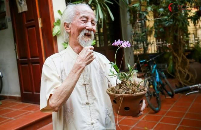 mơ thấy ông nội đánh con gì