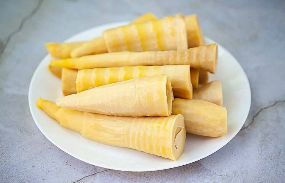 Mơ ăn măng đắng và con đường làm giàu